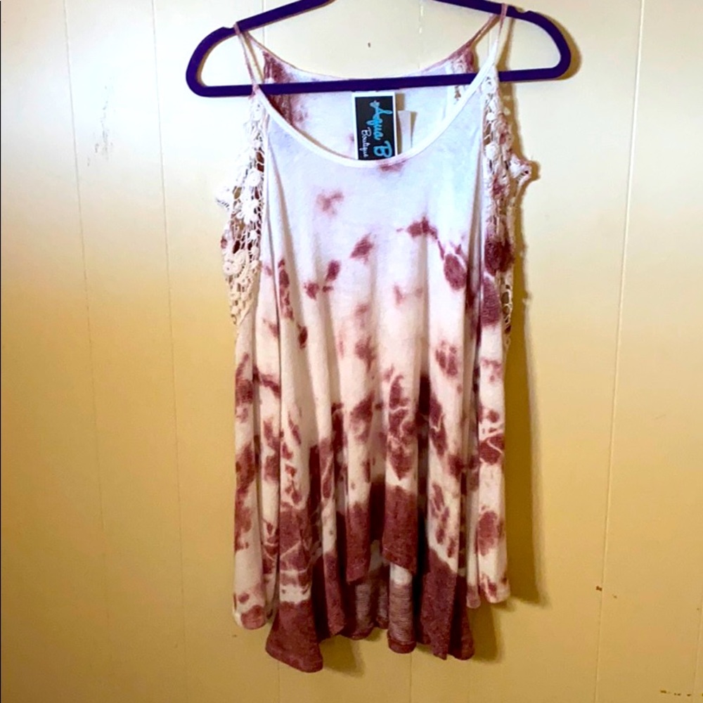 Lace tie dye cold shoulder top